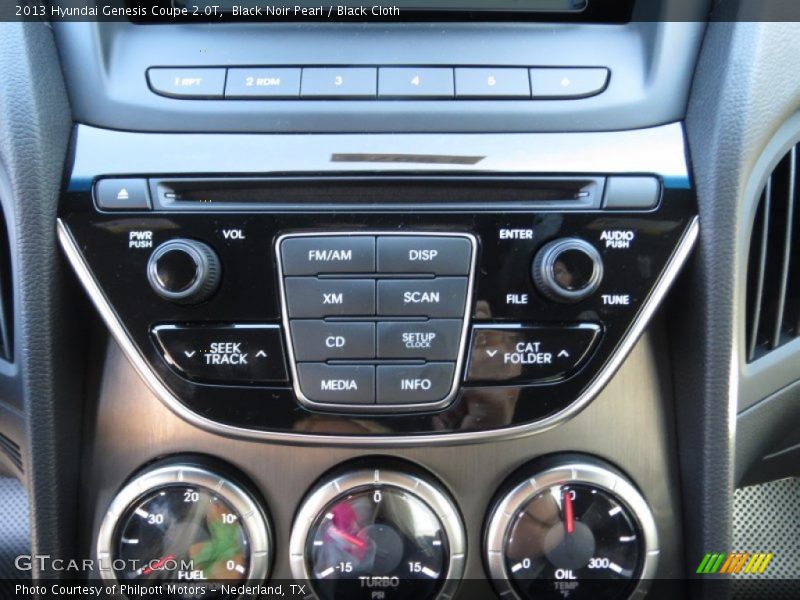 Controls of 2013 Genesis Coupe 2.0T