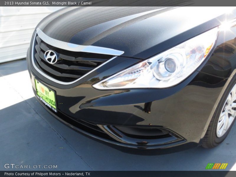 Midnight Black / Camel 2013 Hyundai Sonata GLS