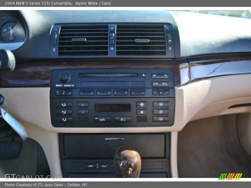 Alpine White / Sand 2004 BMW 3 Series 325i Convertible