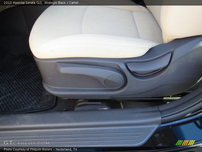 Midnight Black / Camel 2013 Hyundai Sonata GLS