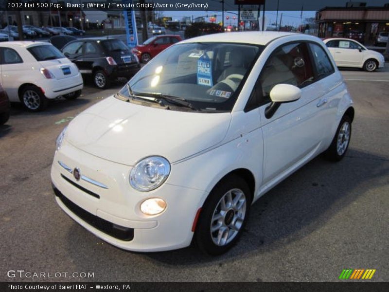 Bianco (White) / Tessuto Grigio/Avorio (Grey/Ivory) 2012 Fiat 500 Pop