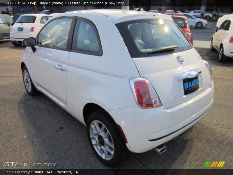Bianco (White) / Tessuto Grigio/Avorio (Grey/Ivory) 2012 Fiat 500 Pop