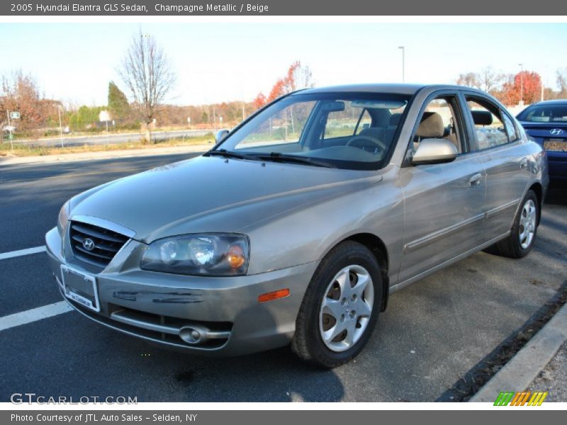 Champagne Metallic / Beige 2005 Hyundai Elantra GLS Sedan