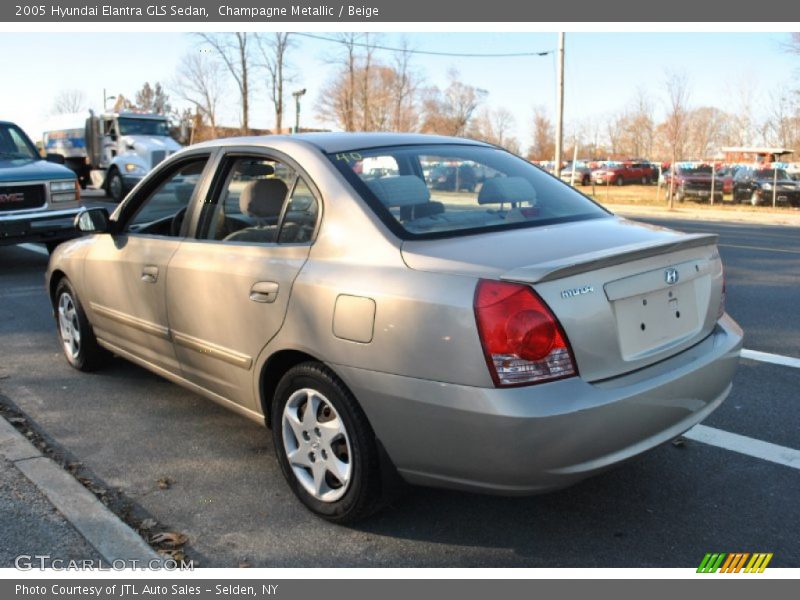 Champagne Metallic / Beige 2005 Hyundai Elantra GLS Sedan