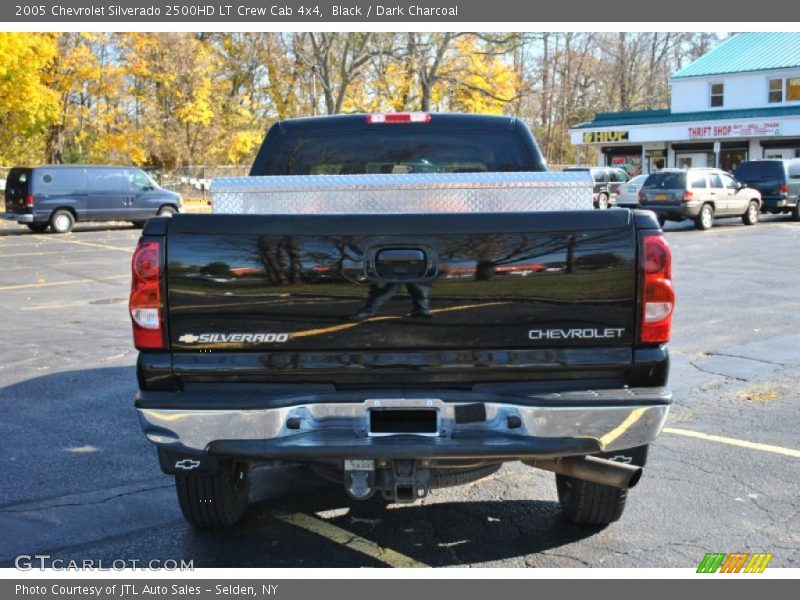 Black / Dark Charcoal 2005 Chevrolet Silverado 2500HD LT Crew Cab 4x4