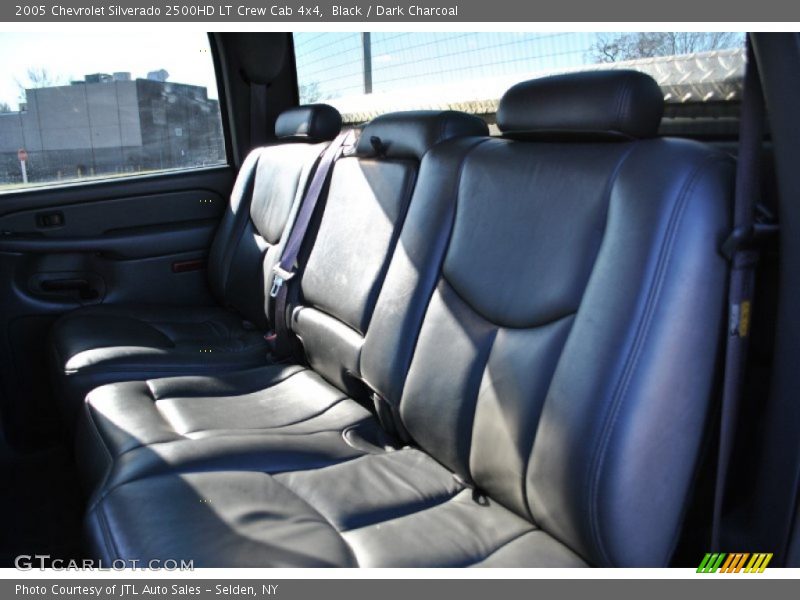 Black / Dark Charcoal 2005 Chevrolet Silverado 2500HD LT Crew Cab 4x4