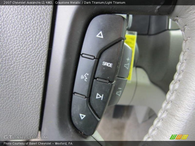 Graystone Metallic / Dark Titanium/Light Titanium 2007 Chevrolet Avalanche LS 4WD