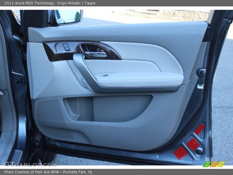 Grigio Metallic / Taupe 2011 Acura MDX Technology
