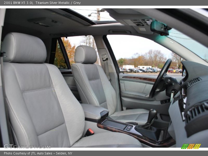Titanium Silver Metallic / Grey 2001 BMW X5 3.0i