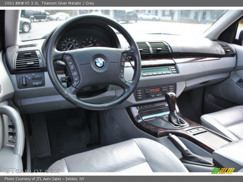 Titanium Silver Metallic / Grey 2001 BMW X5 3.0i