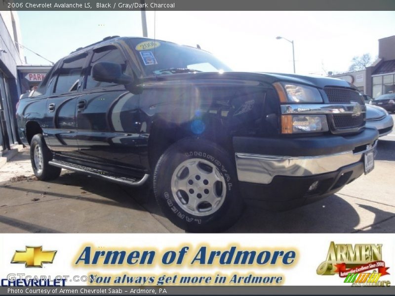 Black / Gray/Dark Charcoal 2006 Chevrolet Avalanche LS