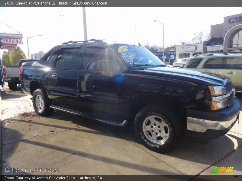 Black / Gray/Dark Charcoal 2006 Chevrolet Avalanche LS