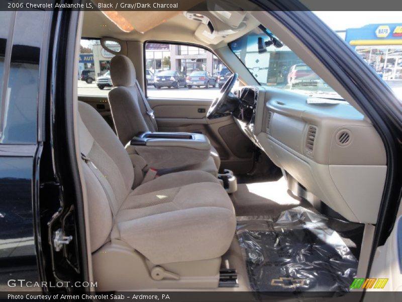 Black / Gray/Dark Charcoal 2006 Chevrolet Avalanche LS
