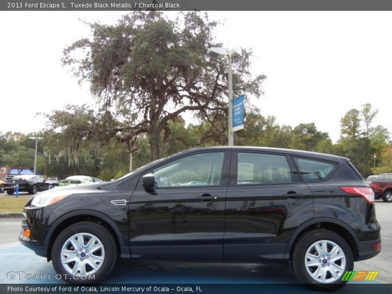 Tuxedo Black Metallic / Charcoal Black 2013 Ford Escape S