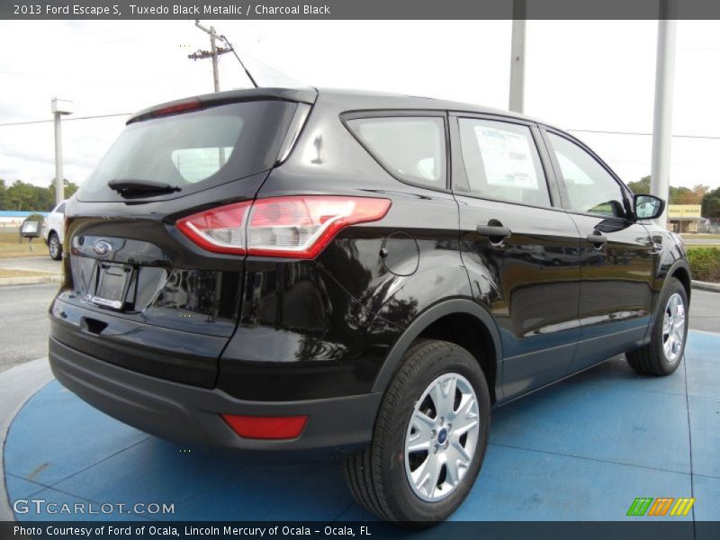Tuxedo Black Metallic / Charcoal Black 2013 Ford Escape S