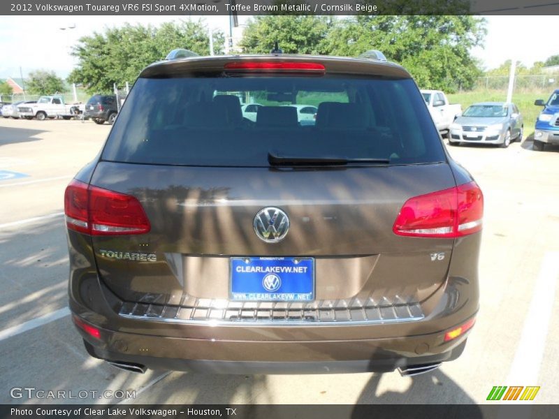 Toffee Brown Metallic / Cornsilk Beige 2012 Volkswagen Touareg VR6 FSI Sport 4XMotion