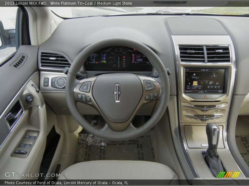 White Platinum Tri-Coat / Medium Light Stone 2013 Lincoln MKX FWD