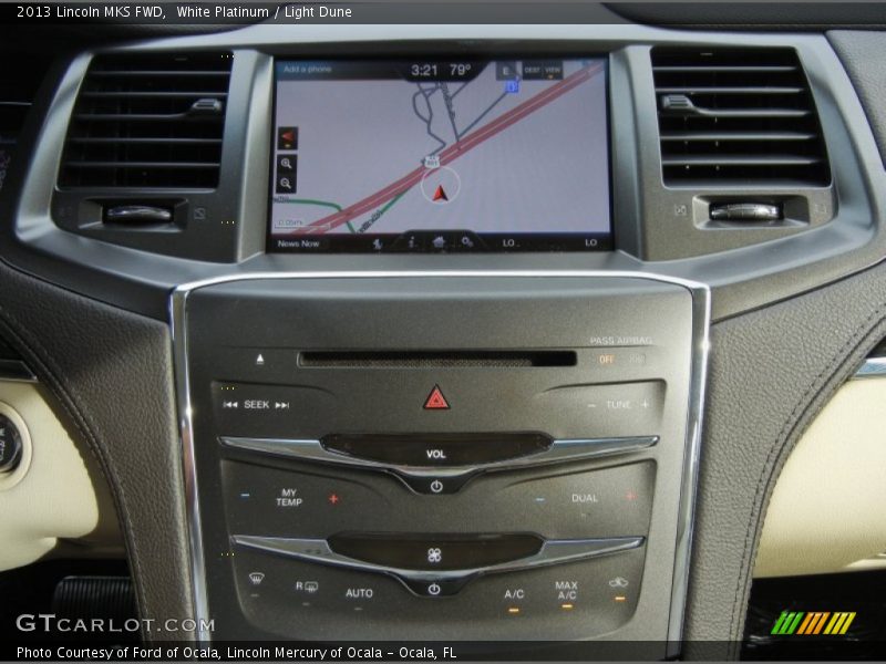 White Platinum / Light Dune 2013 Lincoln MKS FWD