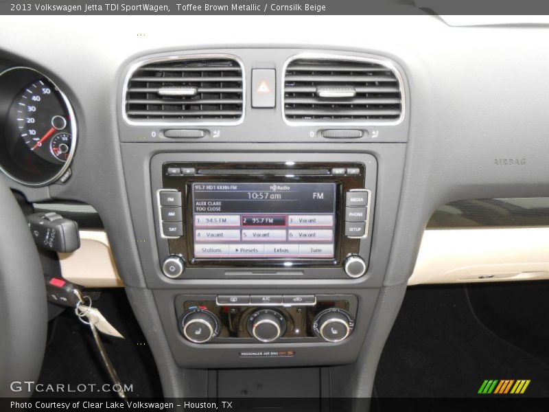 Controls of 2013 Jetta TDI SportWagen