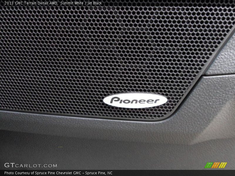 Audio System of 2013 Terrain Denali AWD