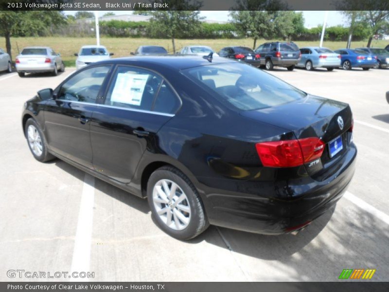 Black Uni / Titan Black 2013 Volkswagen Jetta SE Sedan