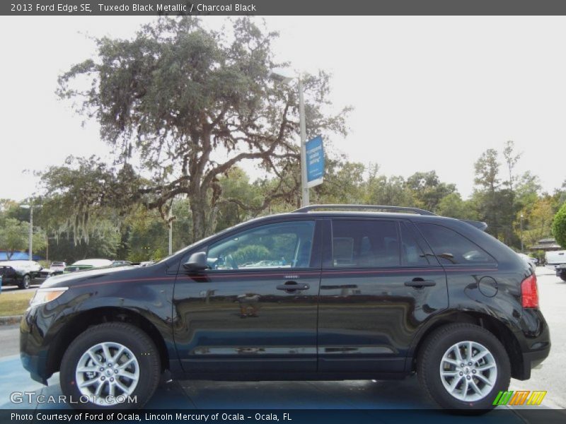 Tuxedo Black Metallic / Charcoal Black 2013 Ford Edge SE