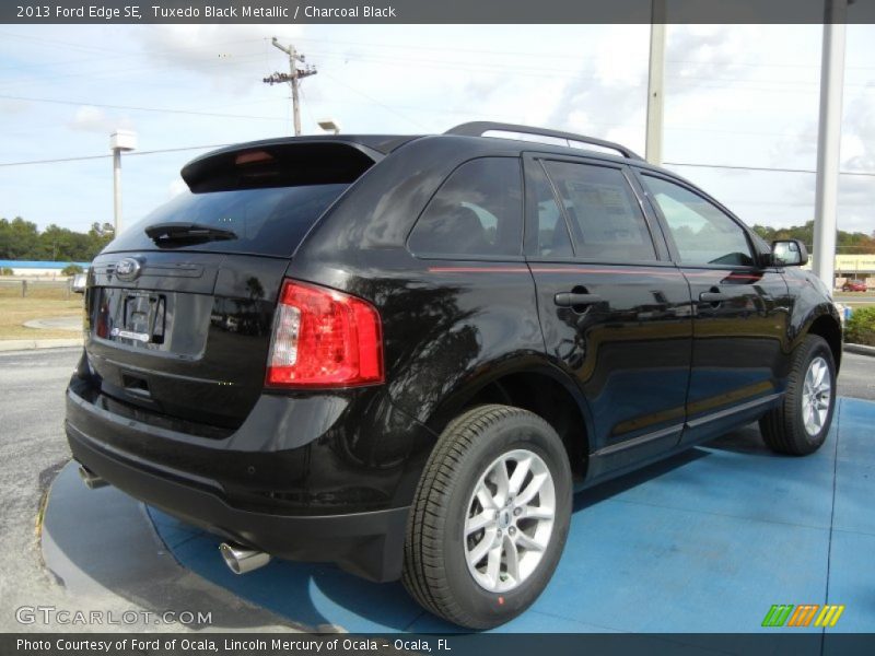 Tuxedo Black Metallic / Charcoal Black 2013 Ford Edge SE
