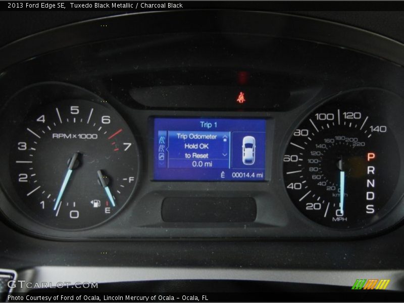 Tuxedo Black Metallic / Charcoal Black 2013 Ford Edge SE