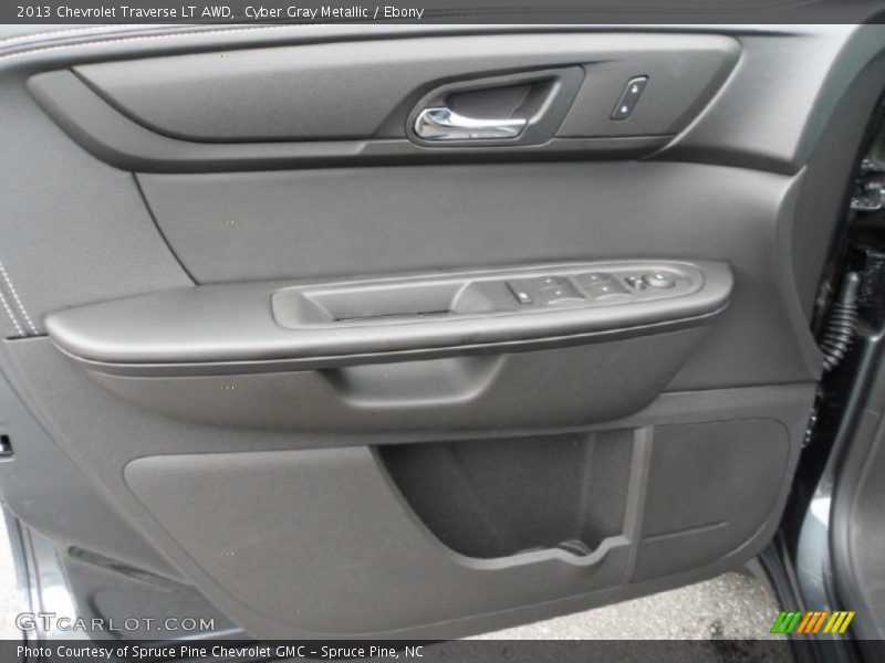 Cyber Gray Metallic / Ebony 2013 Chevrolet Traverse LT AWD