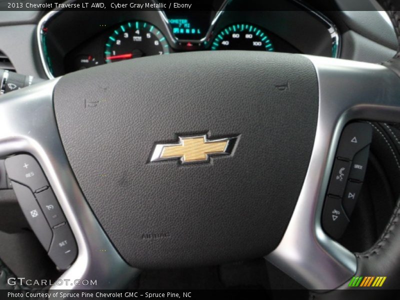 Cyber Gray Metallic / Ebony 2013 Chevrolet Traverse LT AWD