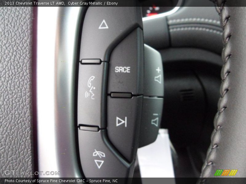 Cyber Gray Metallic / Ebony 2013 Chevrolet Traverse LT AWD