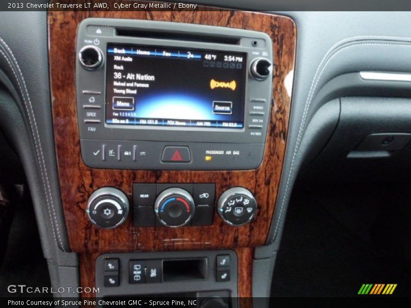 Cyber Gray Metallic / Ebony 2013 Chevrolet Traverse LT AWD