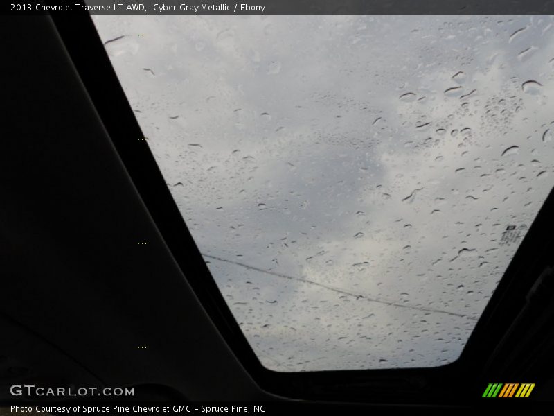 Cyber Gray Metallic / Ebony 2013 Chevrolet Traverse LT AWD
