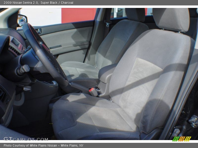 Super Black / Charcoal 2009 Nissan Sentra 2.0