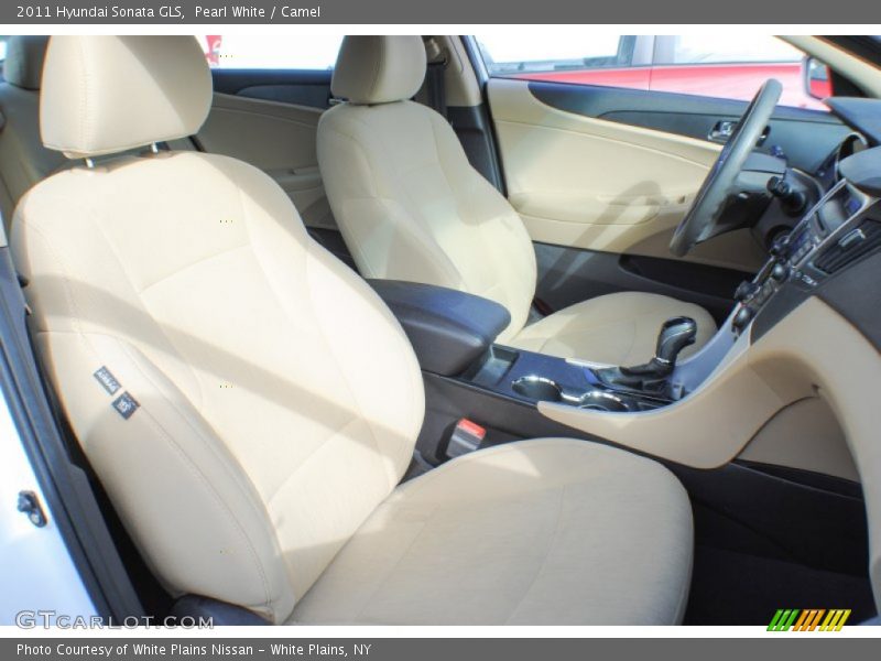 Pearl White / Camel 2011 Hyundai Sonata GLS