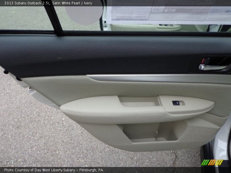 Satin White Pearl / Ivory 2013 Subaru Outback 2.5i