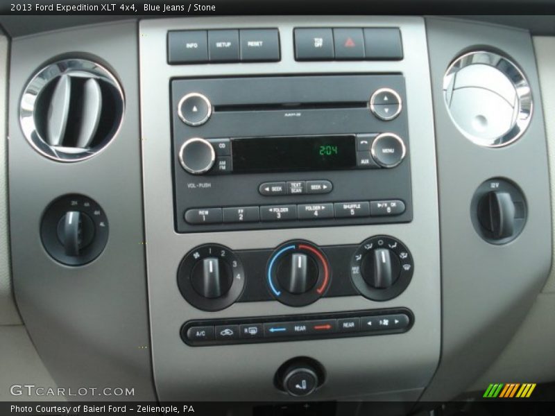 Controls of 2013 Expedition XLT 4x4
