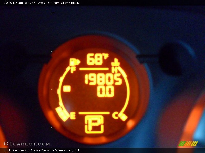 Gotham Gray / Black 2010 Nissan Rogue SL AWD