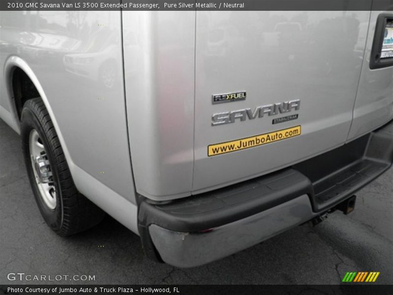 Pure Silver Metallic / Neutral 2010 GMC Savana Van LS 3500 Extended Passenger