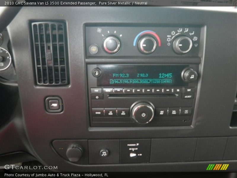 Pure Silver Metallic / Neutral 2010 GMC Savana Van LS 3500 Extended Passenger