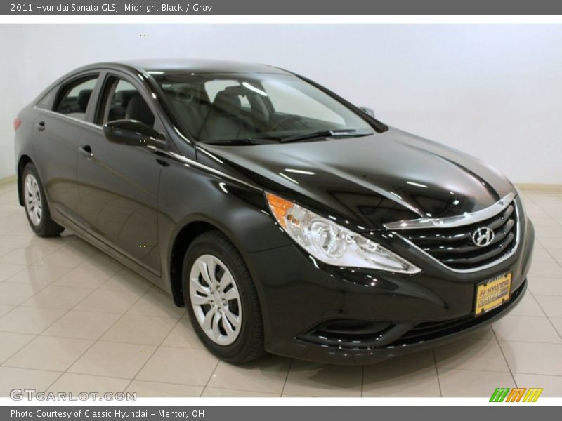 Midnight Black / Gray 2011 Hyundai Sonata GLS