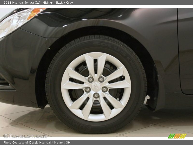 Midnight Black / Gray 2011 Hyundai Sonata GLS