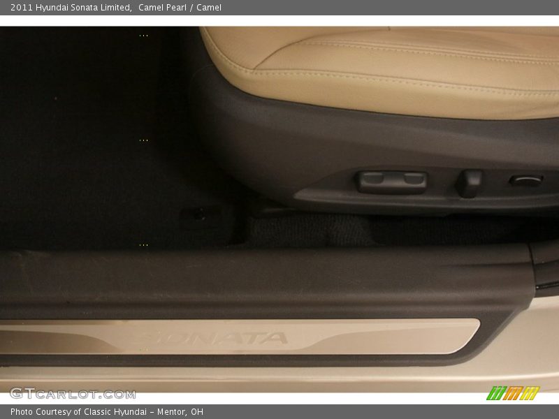 Camel Pearl / Camel 2011 Hyundai Sonata Limited