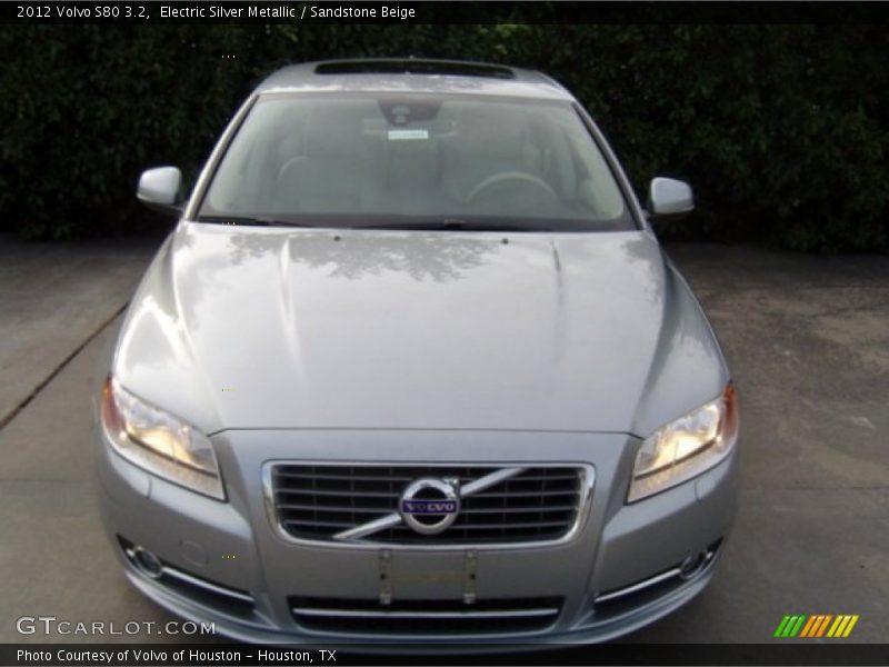Electric Silver Metallic / Sandstone Beige 2012 Volvo S80 3.2
