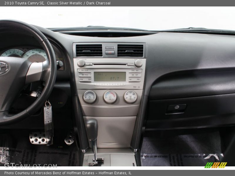 Classic Silver Metallic / Dark Charcoal 2010 Toyota Camry SE