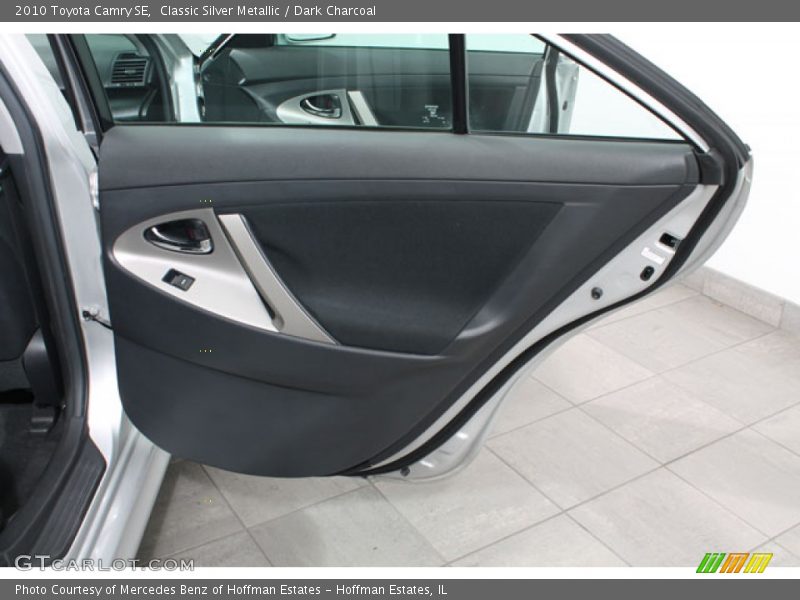 Classic Silver Metallic / Dark Charcoal 2010 Toyota Camry SE