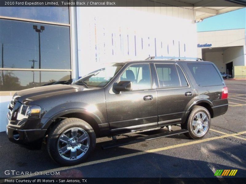 Tuxedo Black / Charcoal Black 2010 Ford Expedition Limited