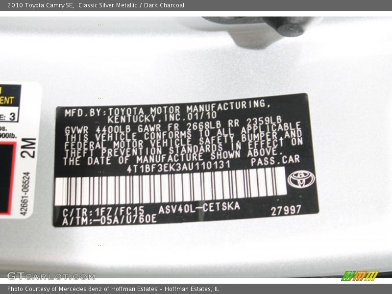 Classic Silver Metallic / Dark Charcoal 2010 Toyota Camry SE