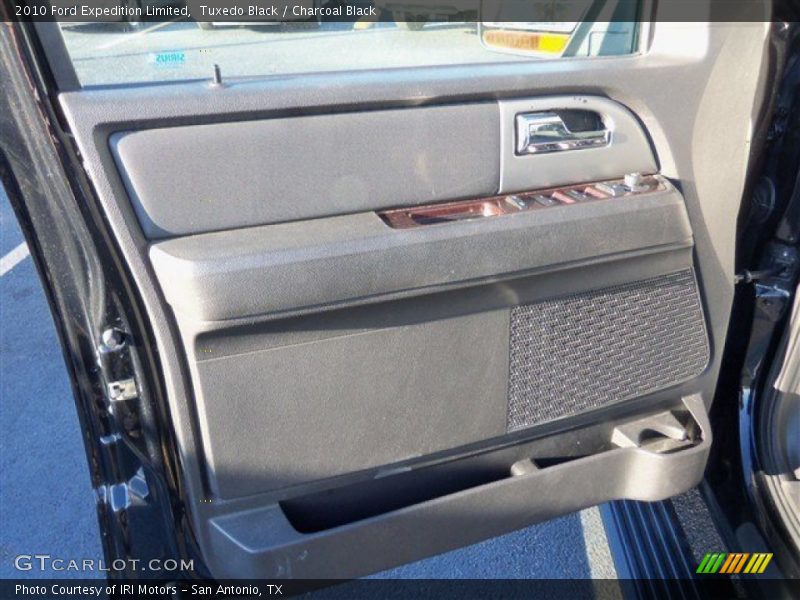 Tuxedo Black / Charcoal Black 2010 Ford Expedition Limited