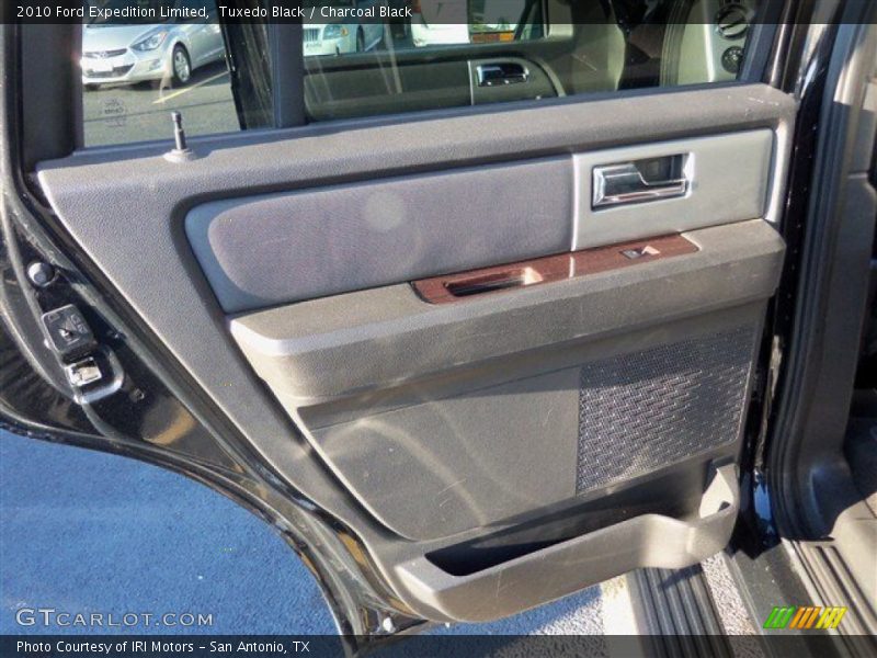 Tuxedo Black / Charcoal Black 2010 Ford Expedition Limited